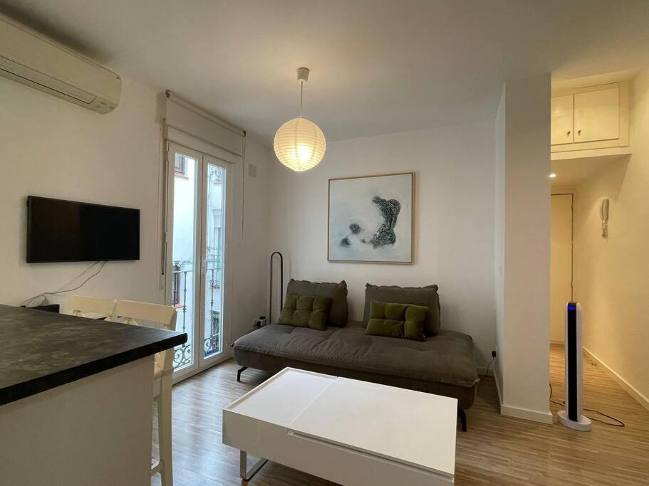 Piso En Pleno Centro De Madrid Apartment Ngoại thất bức ảnh