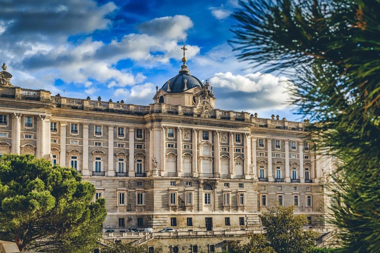 Piso En Pleno Centro De Madrid Apartment Ngoại thất bức ảnh